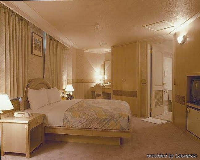Hara Zuru Hotel Taoyuan Buitenkant foto